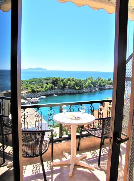 Gorgona Hotel Patitiri  Exterior photo